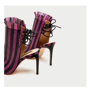 Zara a undercut sandals